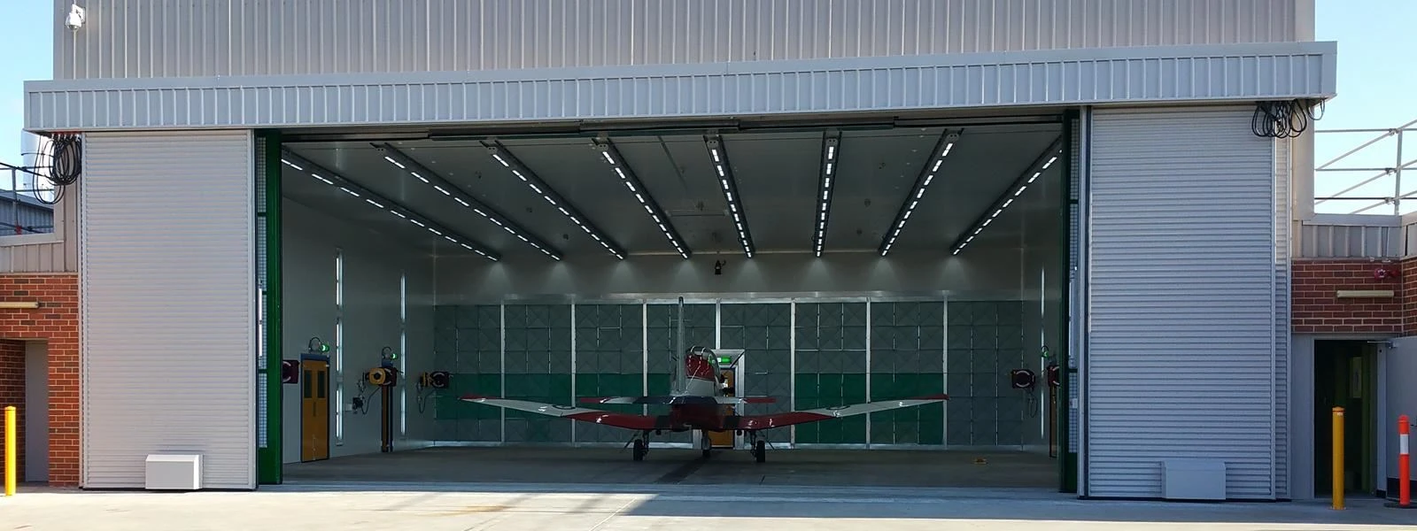 src=http___truflowspraybooths.com.au_wp-content_uploads_2017_12_Hanger-aerospace-Spray-painting-Facility&refer=http___truflowspraybooths.com.jpg